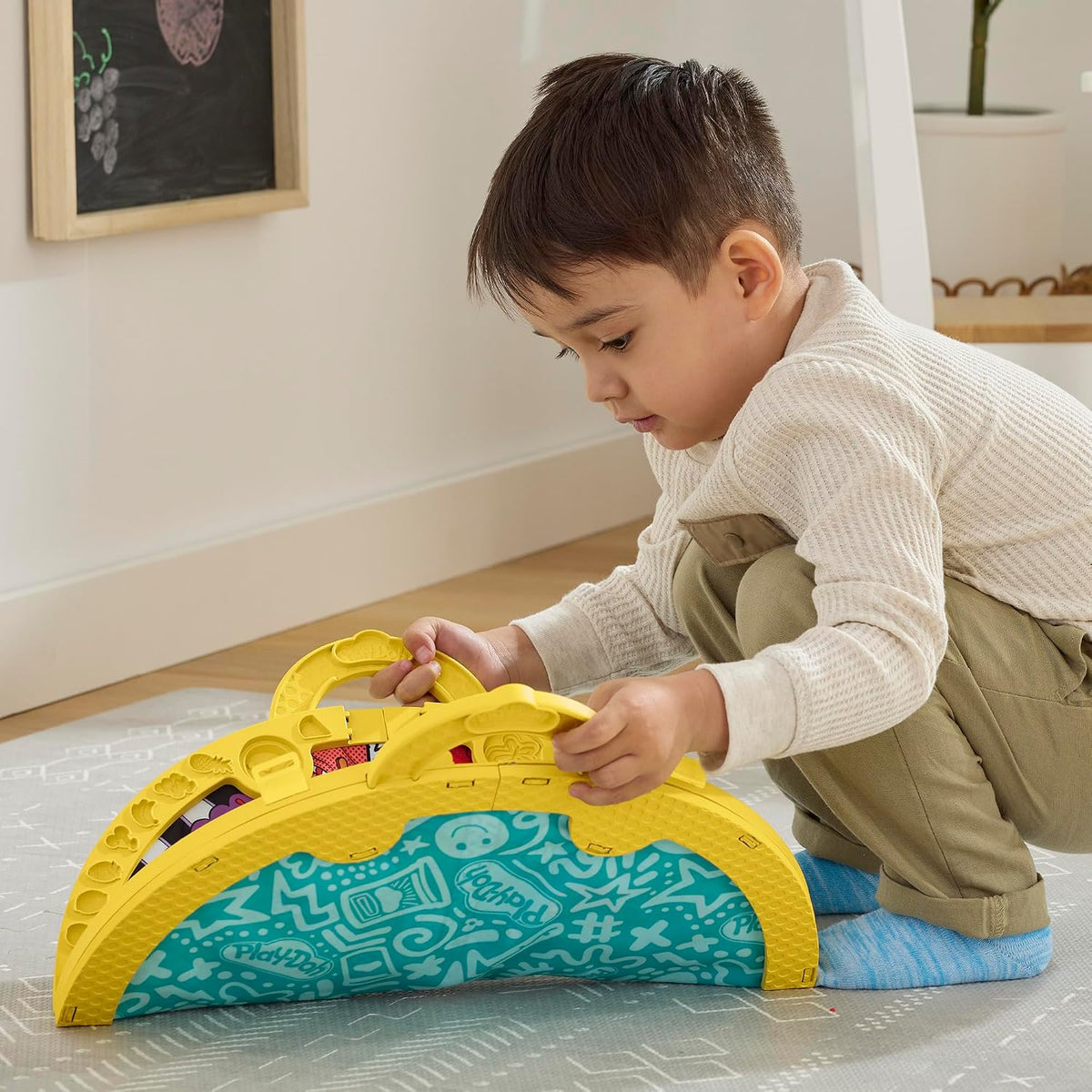 Fold & Go Creative Dough Playmat Set