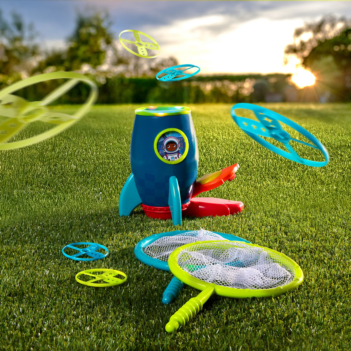 LED Flying Disc Rocket Launcher Toy Set