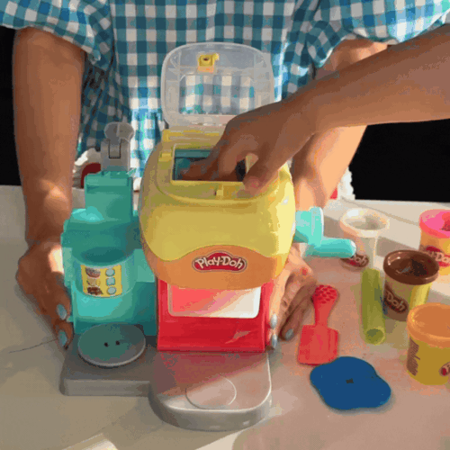 Donut Shop Playset – Shape, Decorate & Serve Sweet Creations
